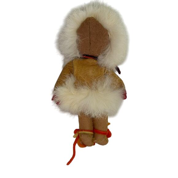 Tlingit Indian Doll Made in Alaska ANUC Certified Alaskan Eskimo And Indian - Picture 2 of 8